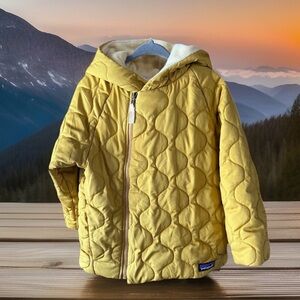 Patagonia Toddler Size 4T Quilted Puff Jacket Coat Retired Yellow Color